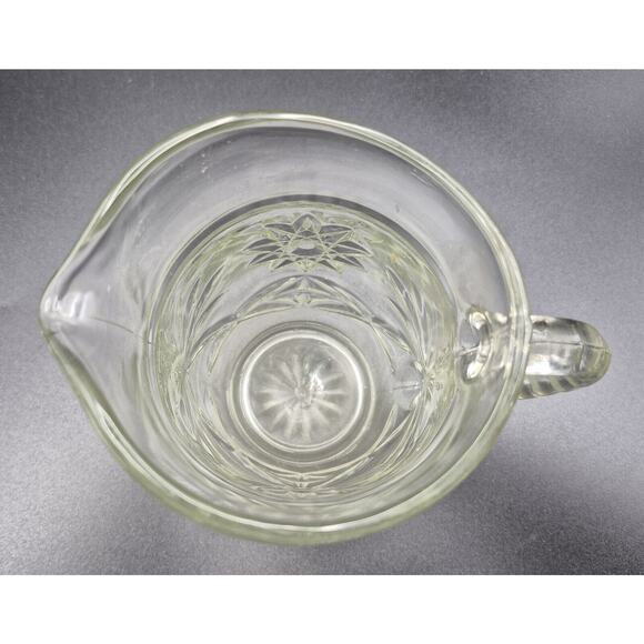 Vtg Anchor Hocking Early American Prescut Milk Pitcher 16 Oz Star Pattern 5.25" - Picture 4 of 6
